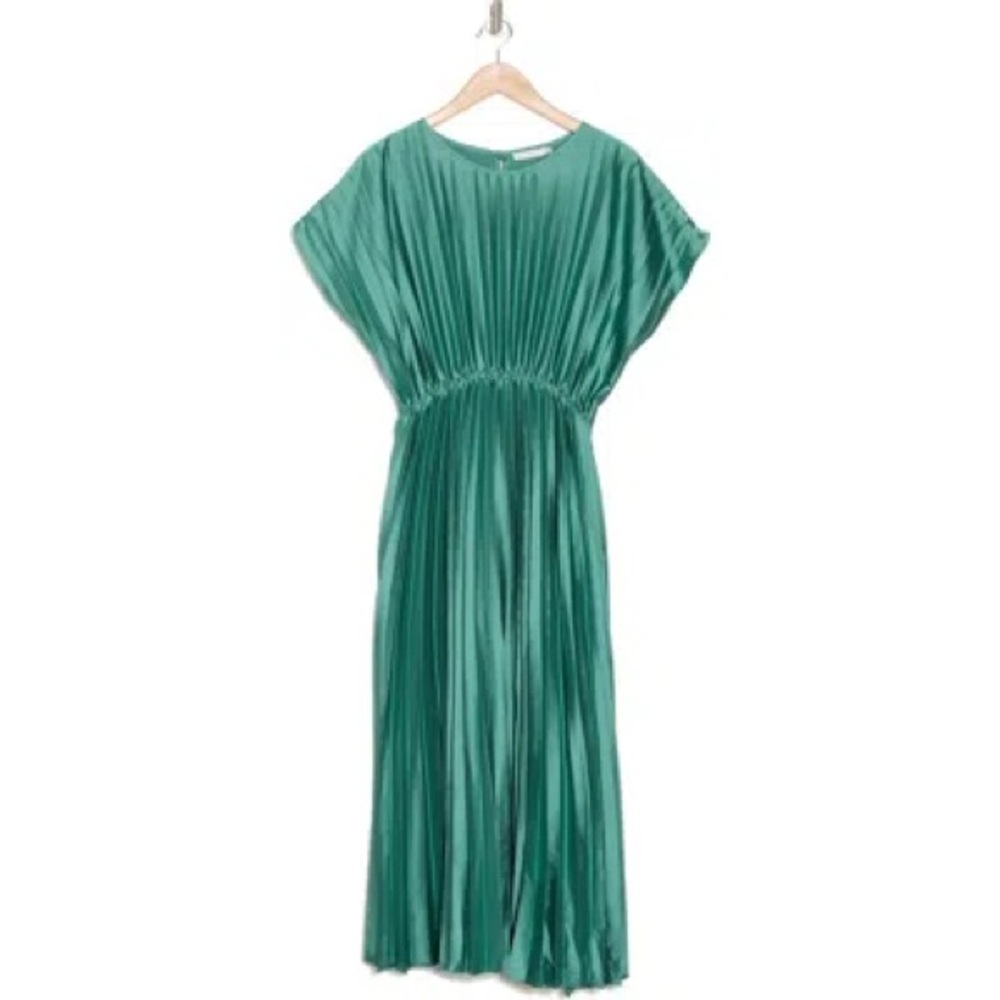 LIKE NEW Lush cap sleeve pleated midi dress Eucalyptus XL